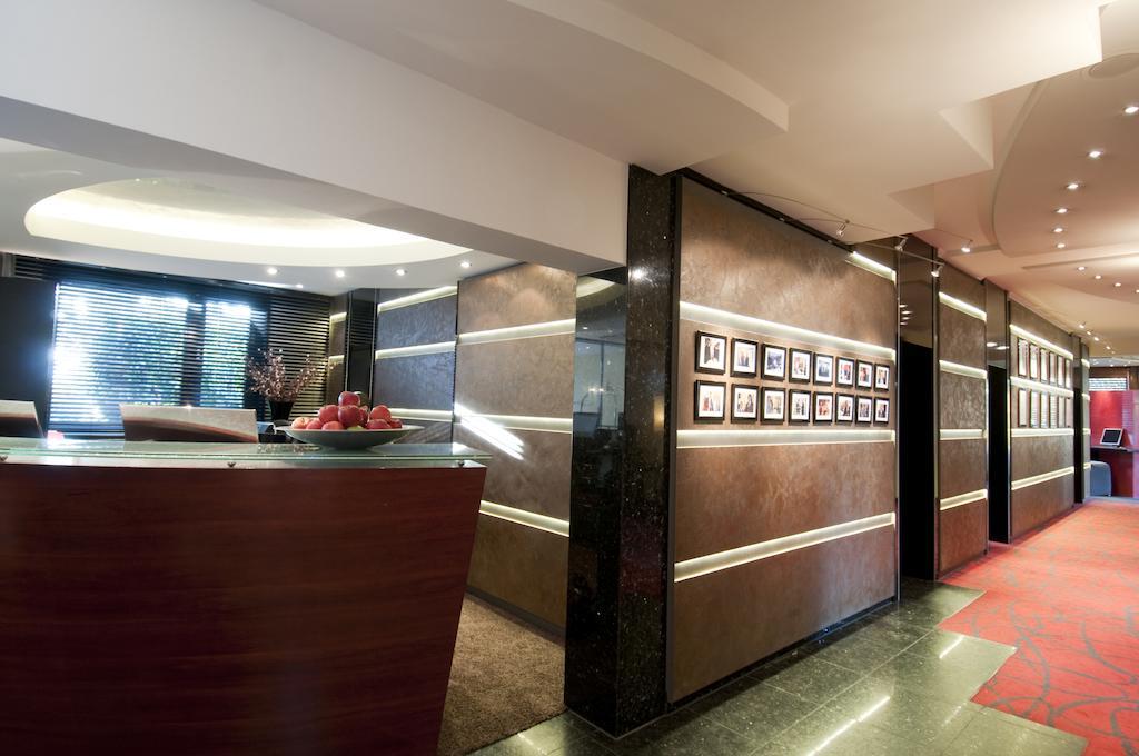 Atrium Hotel Mainz Exterior photo